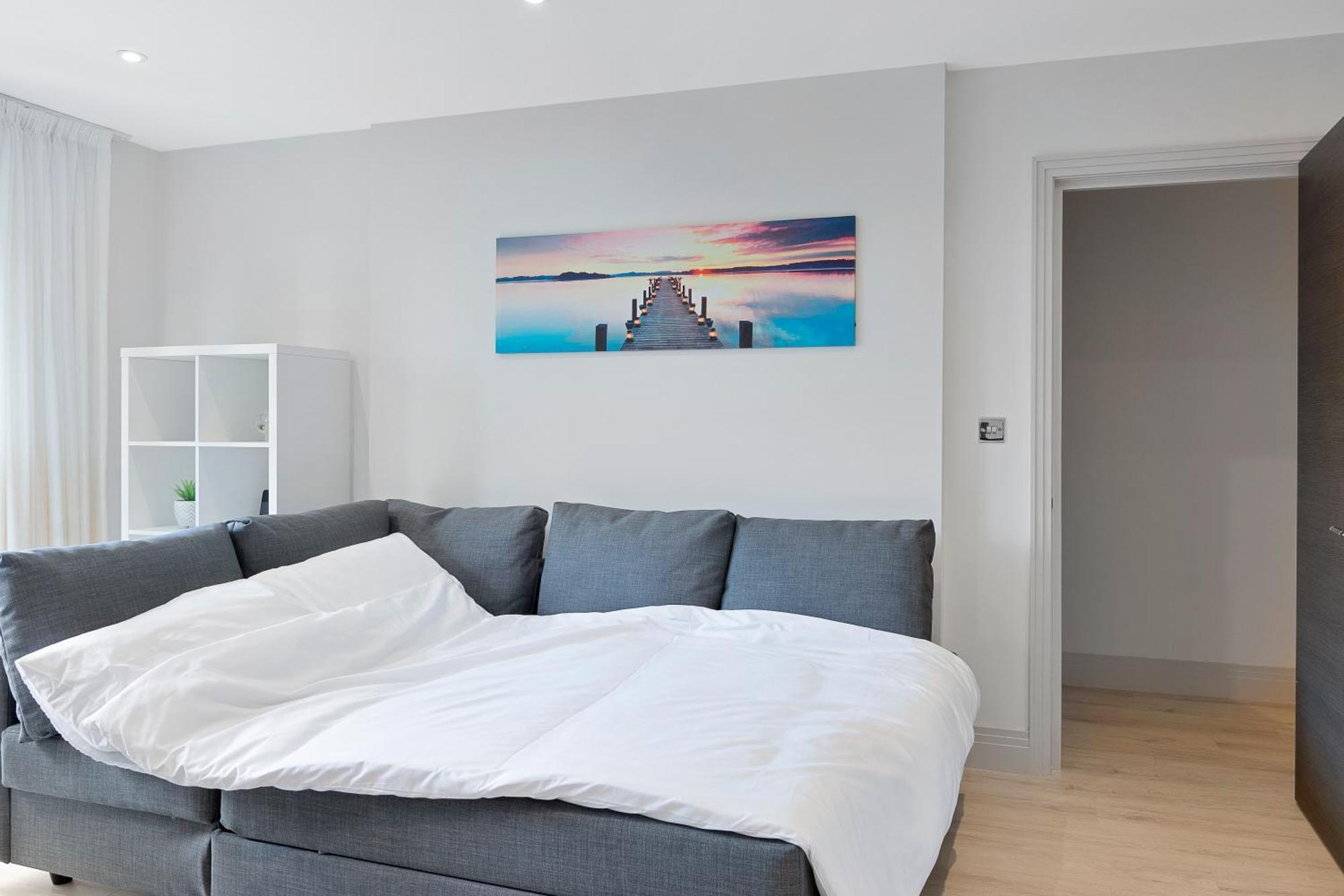 Spacious, 3 Bedroom, 2 Bathroom, Surbiton Buitenkant foto